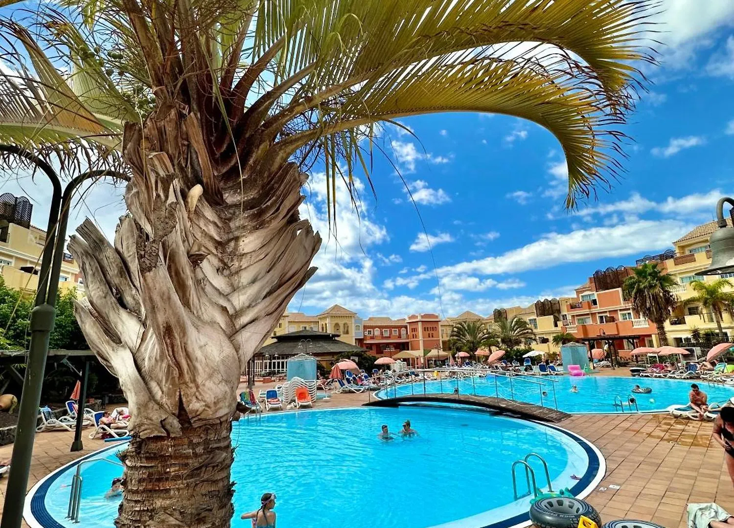 Sunny Apartment & Heated Pool Los Cristianos  Los Cristianos (Tenerife)